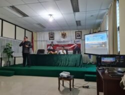 Anggota Bawaslu RI Herwyn Malonda Memberikan Kuliah Umum Di UNIMA