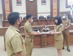 Glady Kawatu Tunjuk Ockta Lapian Plh Kabag Keuangan Sekertariat DPRD Sulut