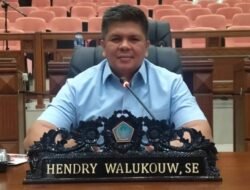Hendri Walukow Partai Demokrat Klarifikasi Ketidakhadiran Rapat Pleno Penetapan Gubernur Terpilih Yulius-Vikctor