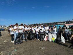 Peringati Hari Lingkungan Hidup Sedunia, PLN UID Suluttenggo Gelar Aksi Bersih-Bersih Sampah di Kota Manado