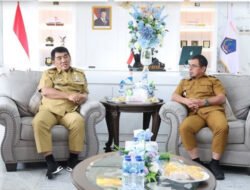 Gubernur Yulius Selvanus Perkuat Koordinasi dengan Pemkab Bolmut, Fokus pada Stabilitas dan Kesejahteraan Rakyat