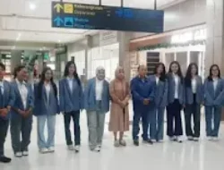 LPS Salurkan Beasiswa Pendidikan untuk 13 Mahasiswa Berprestasi Unsrat